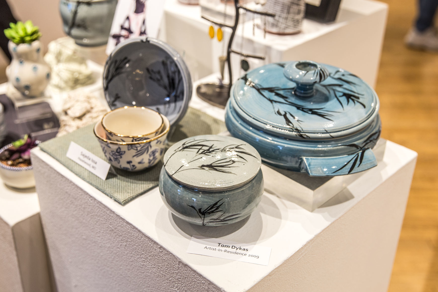 102418CraftAllianceArtistsinresidence10yearanniversaryexhibit52.jpg